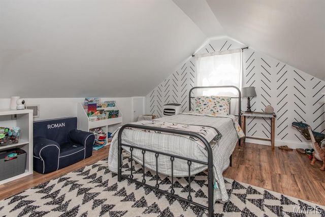 4410 S Spring Avenue, St Louis, MO 63116