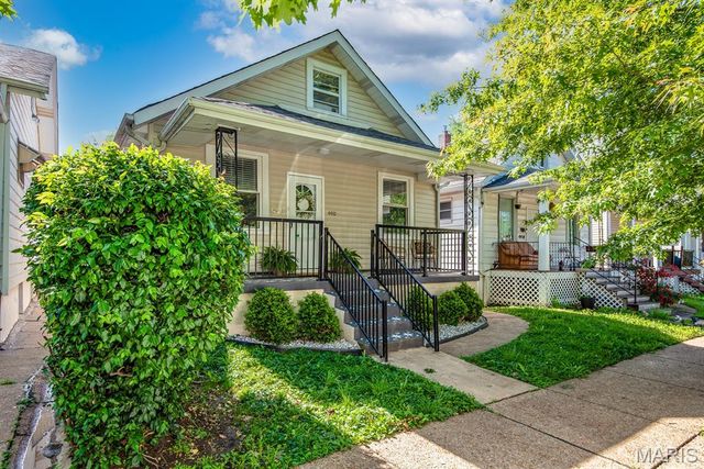 4410 S Spring Avenue, St Louis, MO 63116