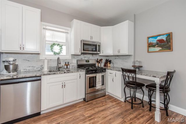 4410 S Spring Avenue, St Louis, MO 63116