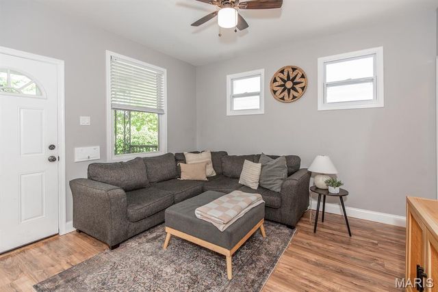 4410 S Spring Avenue, St Louis, MO 63116