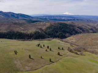 60 HARTWIG Rd, Lyle, WA 98635