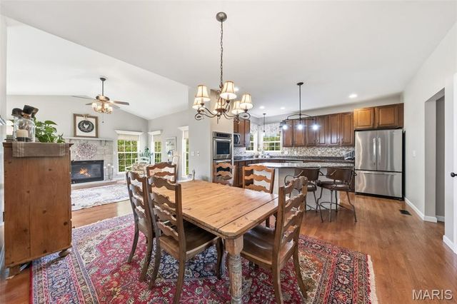 1205 Simeon Drive, Shiloh, IL 62221