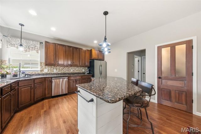 1205 Simeon Drive, Shiloh, IL 62221