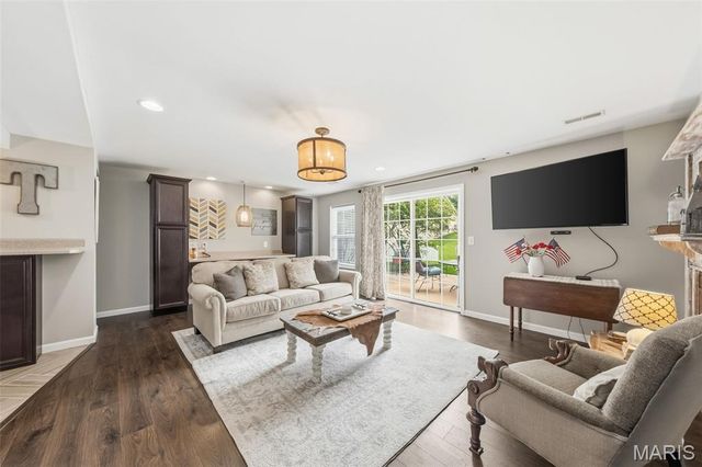 1205 Simeon Drive, Shiloh, IL 62221