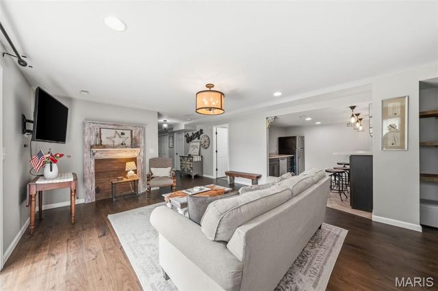 1205 Simeon Drive, Shiloh, IL 62221