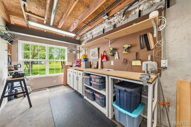 1205 Simeon Drive, Shiloh, IL 62221