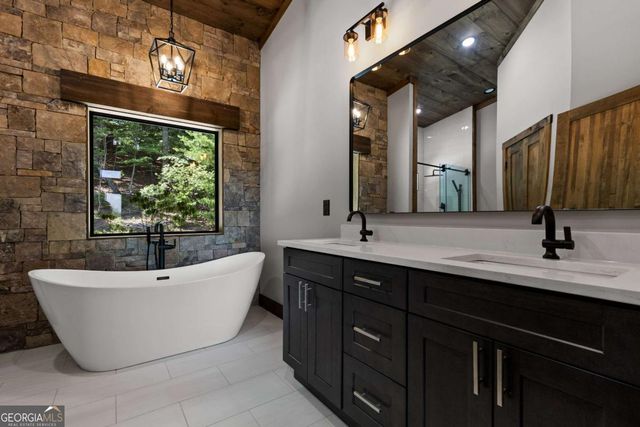 25 Boundless Trail, Morganton, GA 30560