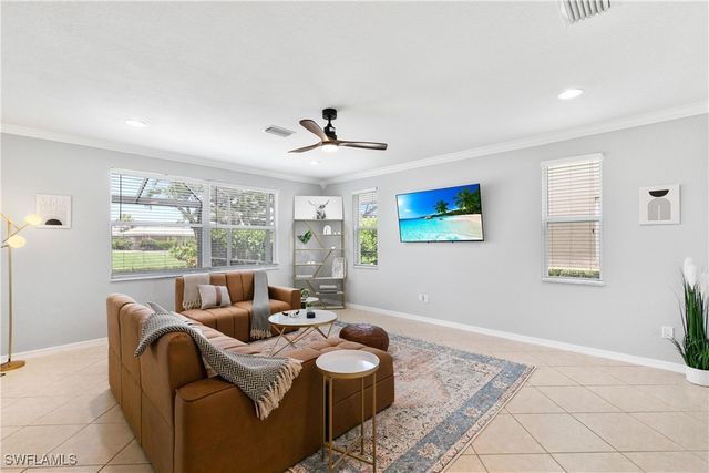 1630 Double Eagle TRL, Naples, FL 34120