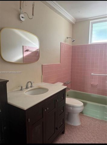 1070 98th St 11, Bay Harbor Islands, FL 33154