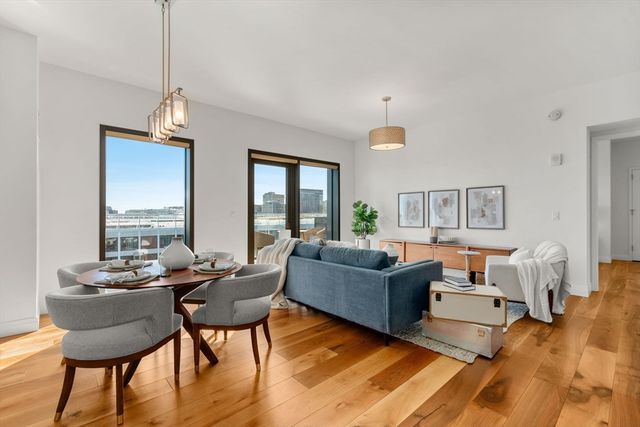 300 Pier 4 Blvd 7F, Boston, MA 02110