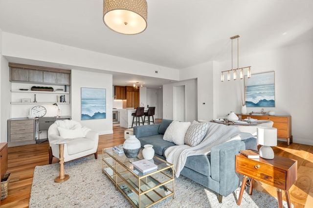 300 Pier 4 Blvd 7F, Boston, MA 02110