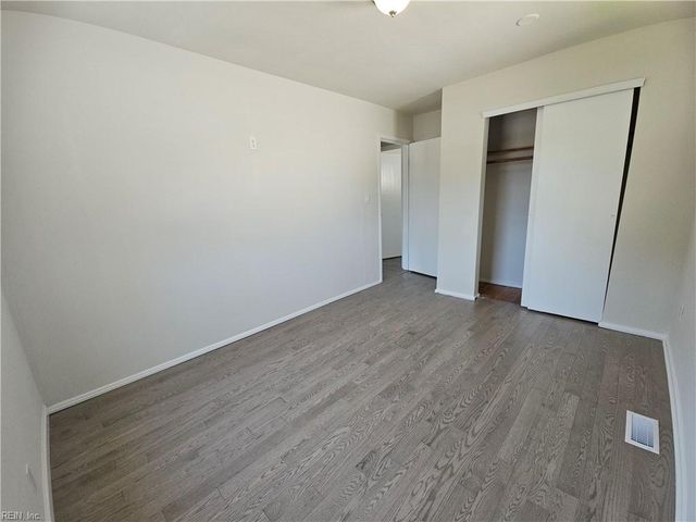 119 Yorkshire TER, Hampton, VA 23666