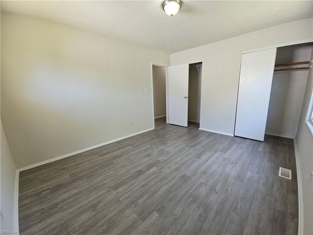 119 Yorkshire TER, Hampton, VA 23666