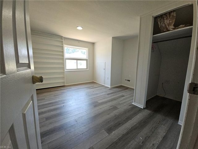 119 Yorkshire TER, Hampton, VA 23666