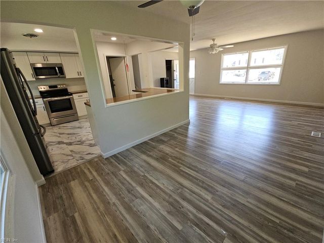 119 Yorkshire TER, Hampton, VA 23666