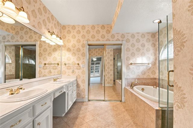 17111 Post Oak Hollow, Spring, TX 77379