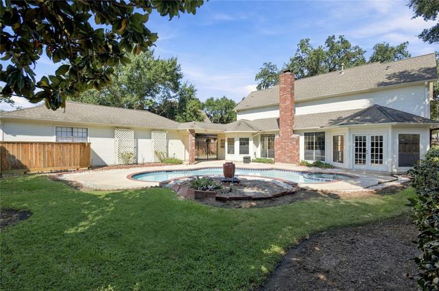 17111 Post Oak Hollow, Spring, TX 77379