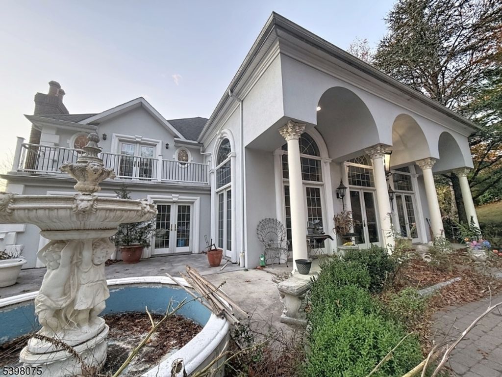 19 Powder Hill Rd, Saddle River Boro, NJ 07458 — exterior