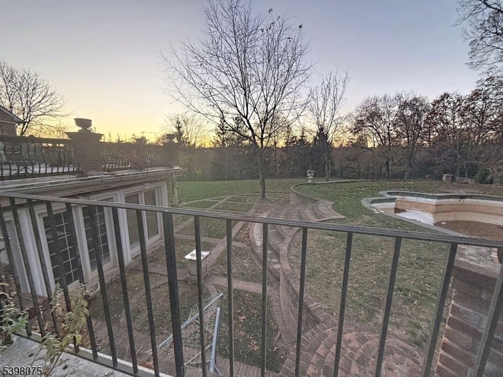 19 Powder Hill Rd, Saddle River Boro, NJ 07458 — photo 5