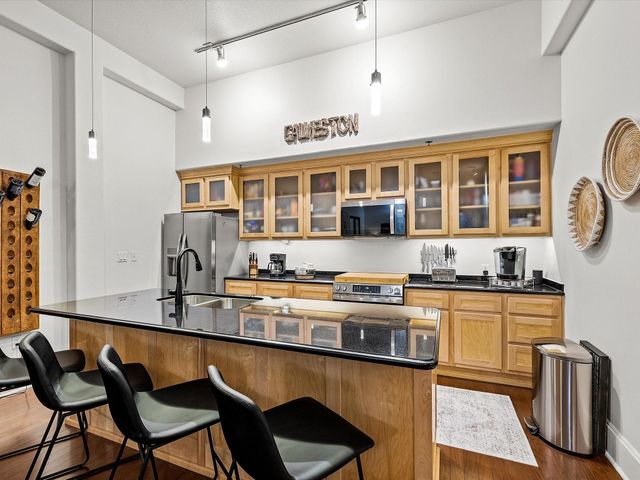 2208 Postoffice 205, Galveston, TX 77550