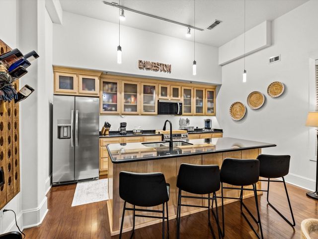 2208 Postoffice 205, Galveston, TX 77550