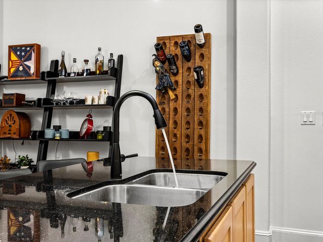 2208 Postoffice 205, Galveston, TX 77550