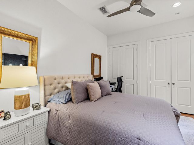 2208 Postoffice 205, Galveston, TX 77550