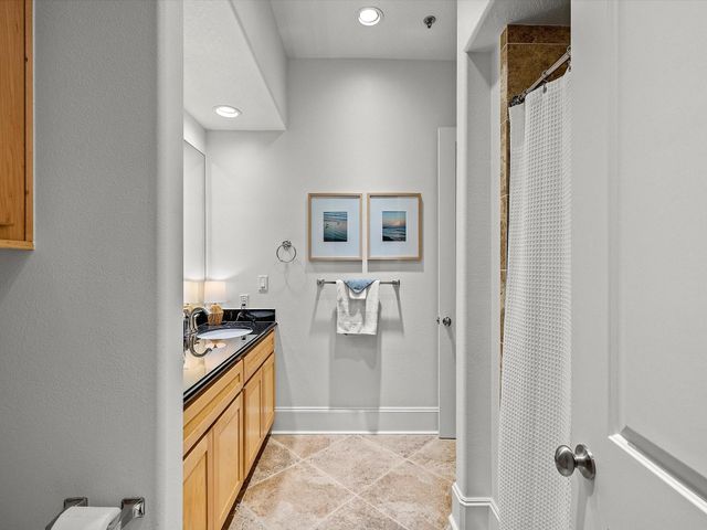 2208 Postoffice 205, Galveston, TX 77550