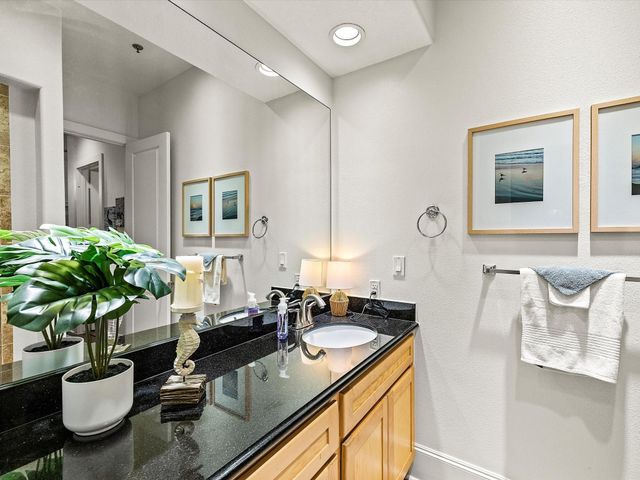 2208 Postoffice 205, Galveston, TX 77550