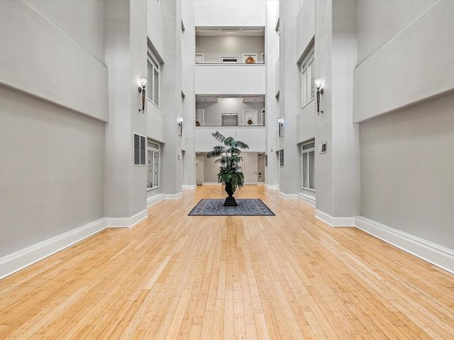 2208 Postoffice 205, Galveston, TX 77550