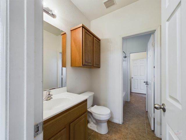 401 Nelray BLVD A, Austin, TX 78751