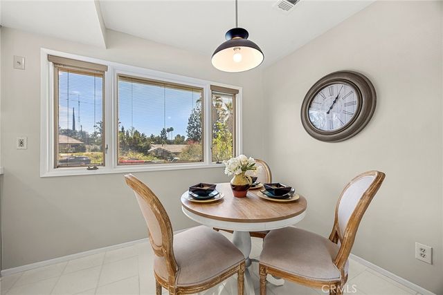 201 Barcelona, Fullerton, CA 92835