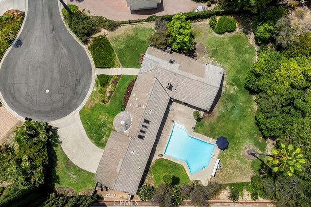 201 Barcelona, Fullerton, CA 92835