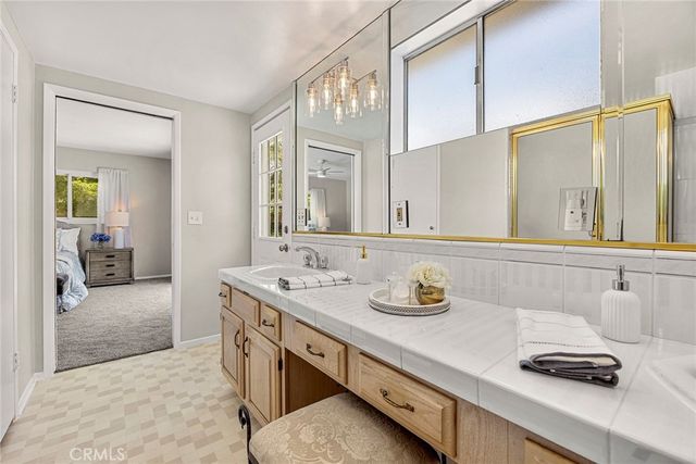 201 Barcelona, Fullerton, CA 92835