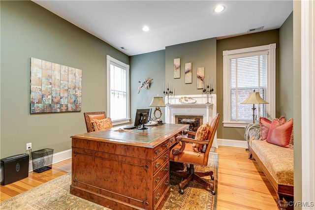 2612 Hanover Ave, Richmond, VA 23220