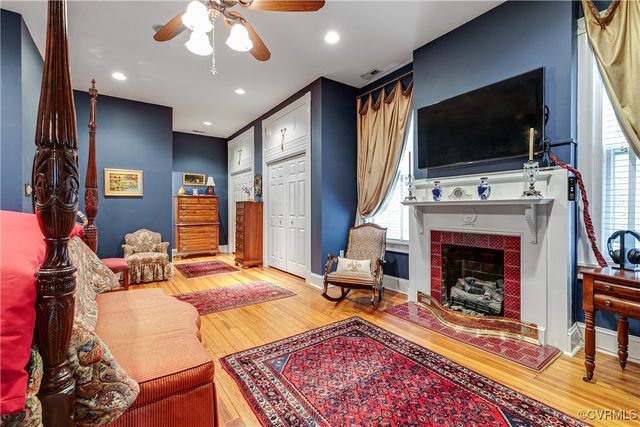 2612 Hanover Ave, Richmond, VA 23220