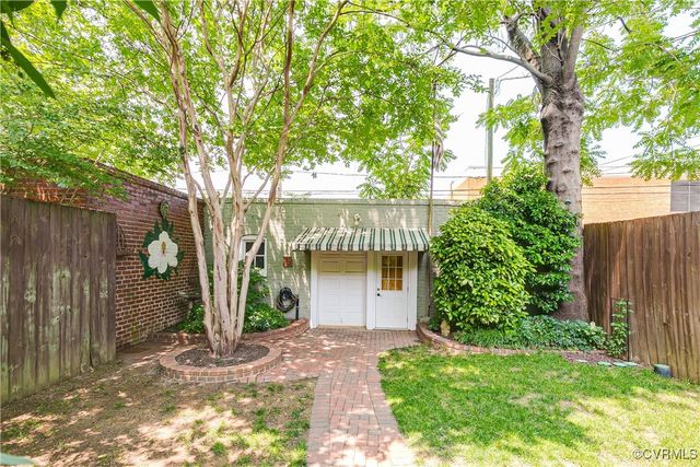 2612 Hanover Ave, Richmond, VA 23220
