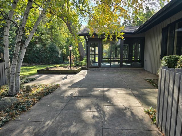 Address unavailable.