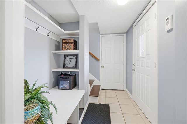 8430 Tauromee Avenue, Kansas City, KS 66112