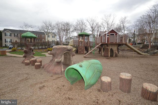 25445 MORSE DR, Chantilly, VA 20152