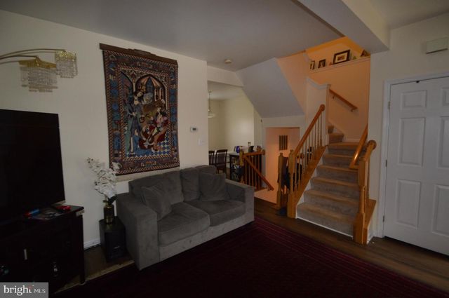 25445 MORSE DR, Chantilly, VA 20152