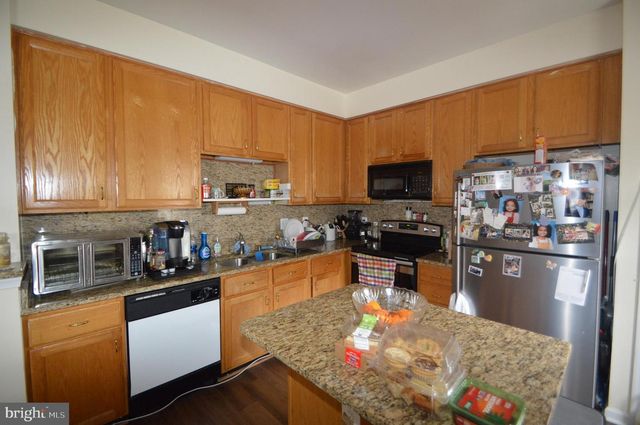 25445 MORSE DR, Chantilly, VA 20152