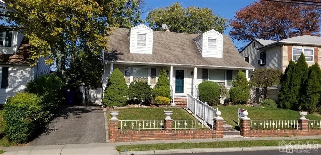 68 Grand Avenue, Iselin, NJ 08830