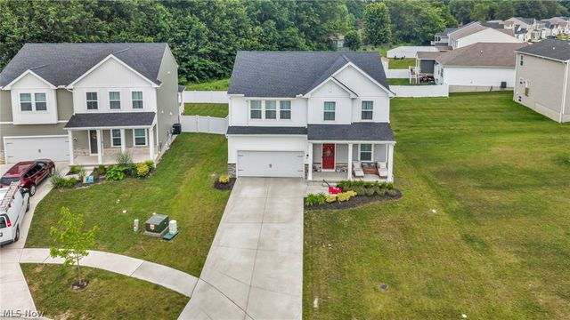 704 Maple Hollow Court, Elyria, OH 44035
