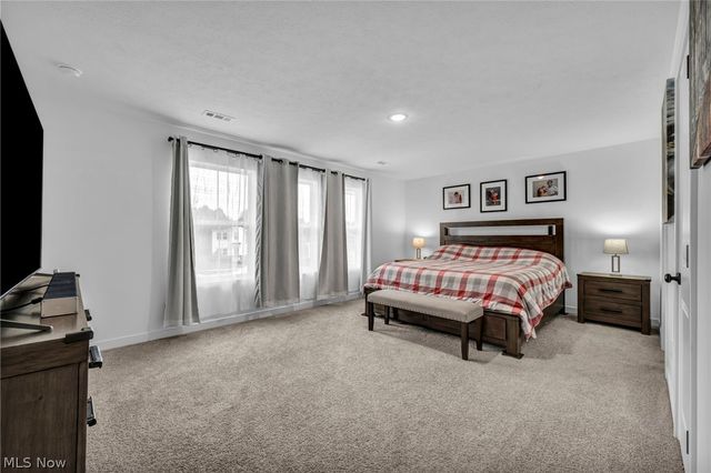 704 Maple Hollow Court, Elyria, OH 44035