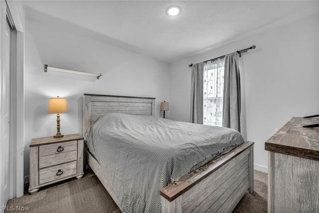 704 Maple Hollow Court, Elyria, OH 44035