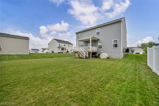 704 Maple Hollow Court, Elyria, OH 44035