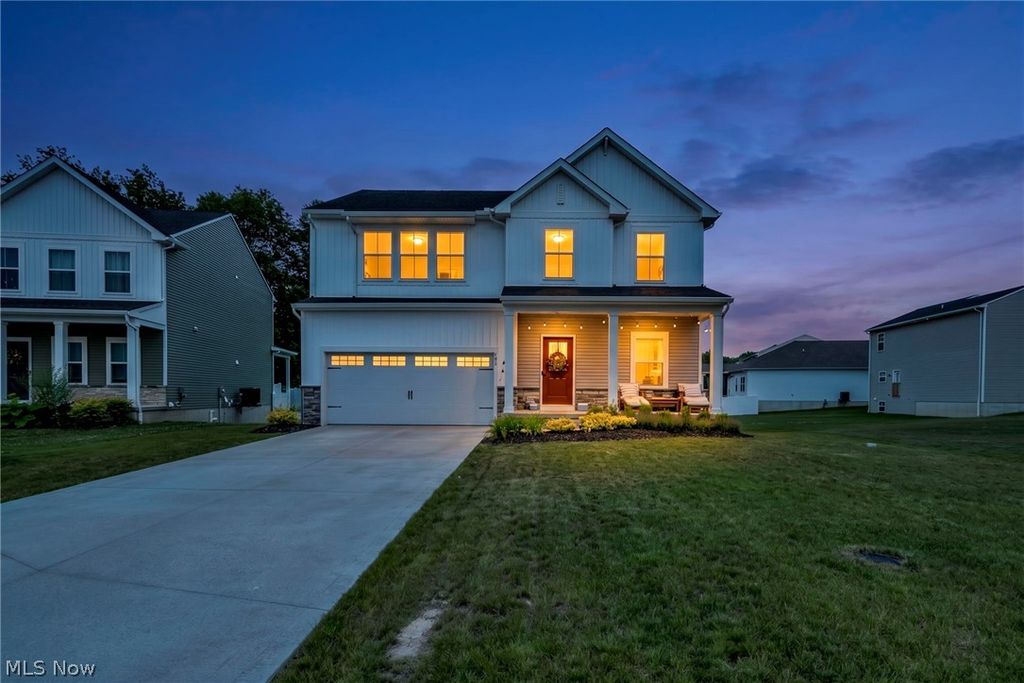 704 Maple Hollow Court, Elyria, OH 44035