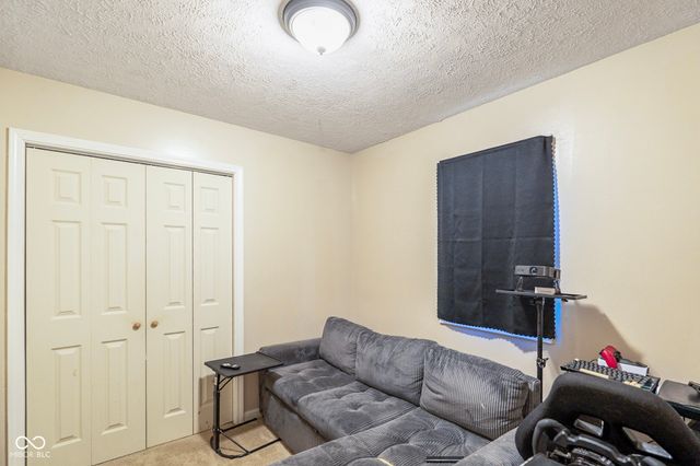 2751 E Midland Road, Indianapolis, IN 46227