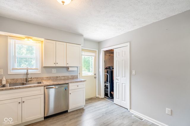 2751 E Midland Road, Indianapolis, IN 46227